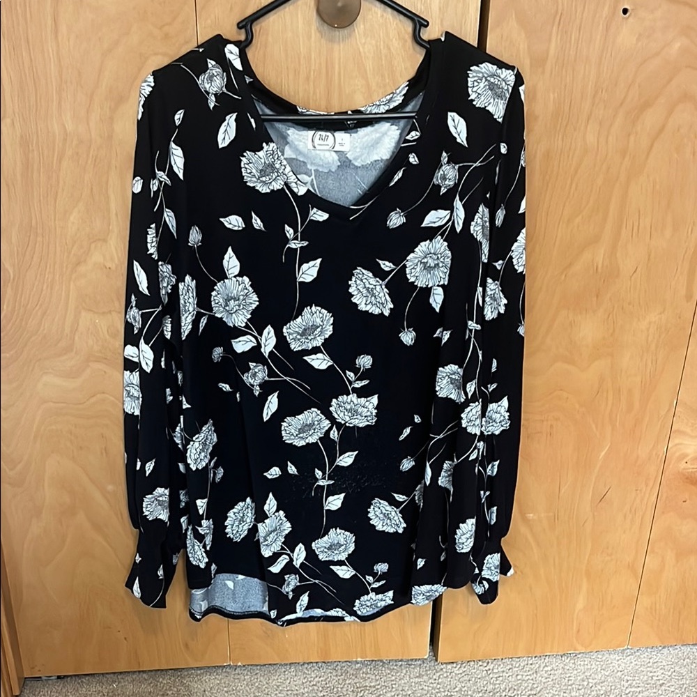 Floral Black and White Women's Top